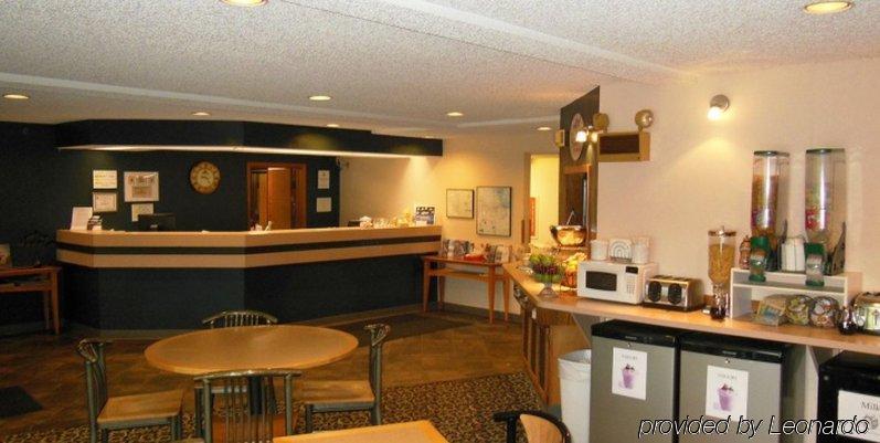 Quality Inn Marquette Exterior photo